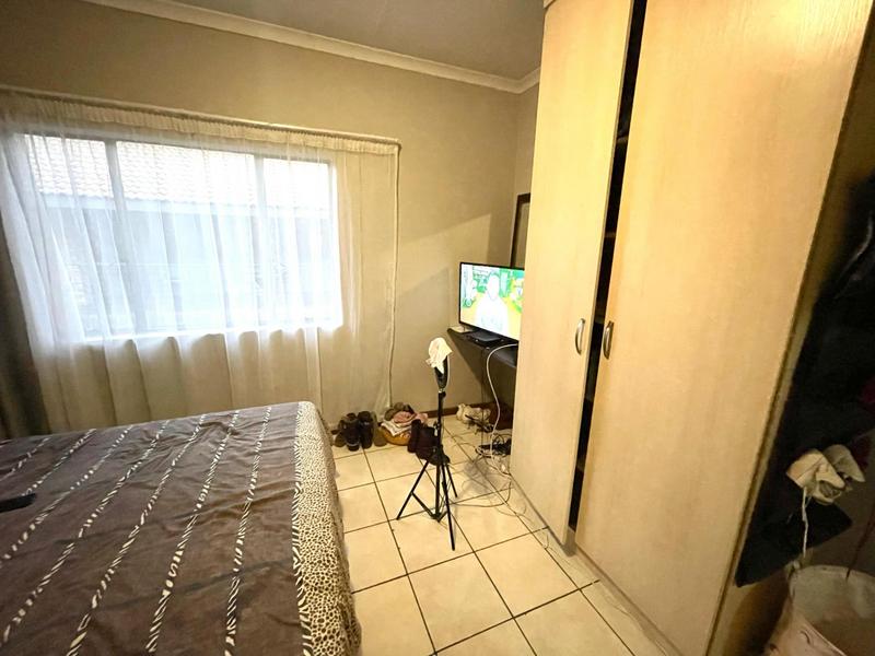 To Let 2 Bedroom Property for Rent in Bult West North West